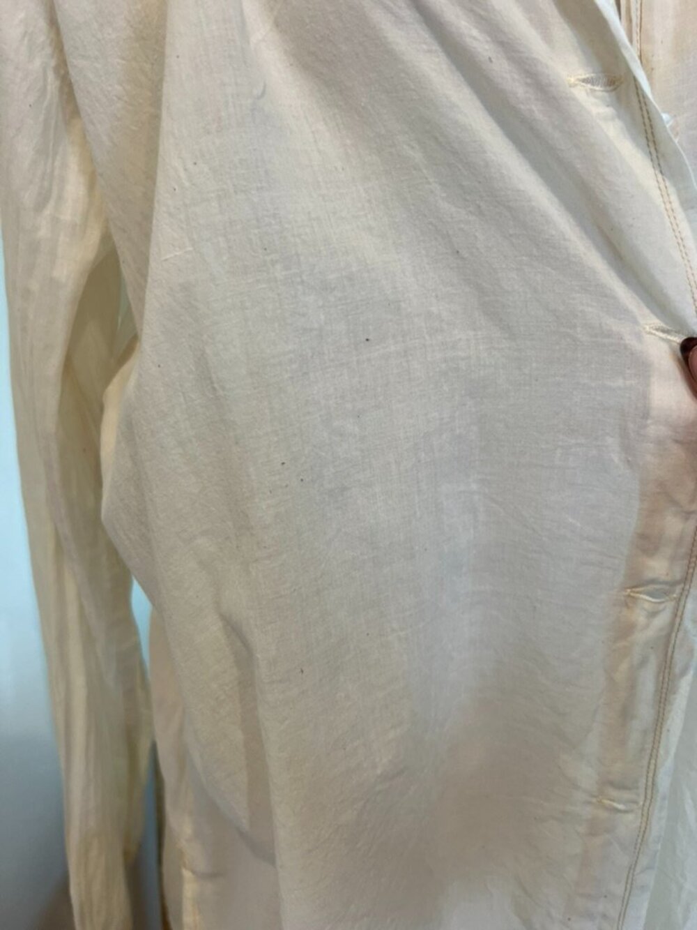 Auntie Oti White button down - Picture 2 of 9